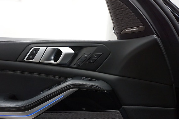 BMW X5 23 of 24