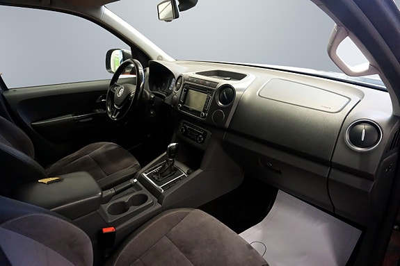 Volkswagen Amarok 10 of 15