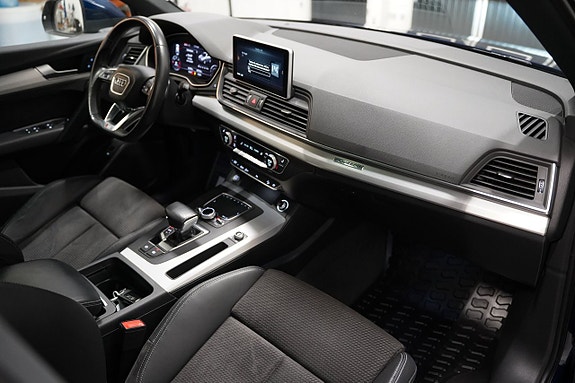 Audi Q5 10 of 24