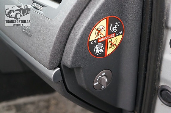 Renault Megane 8 of 11