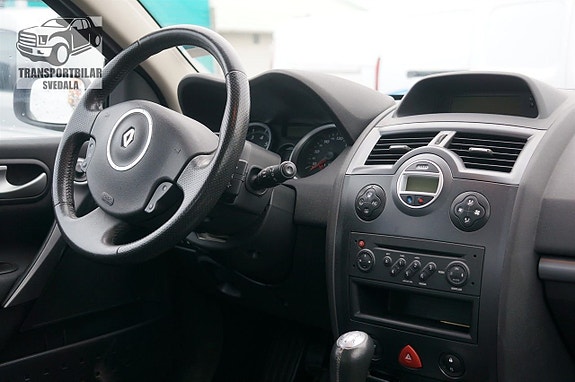 Renault Megane 6 of 11