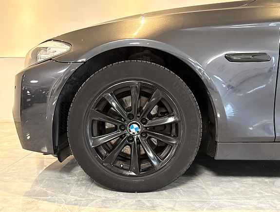BMW 520 4 of 5