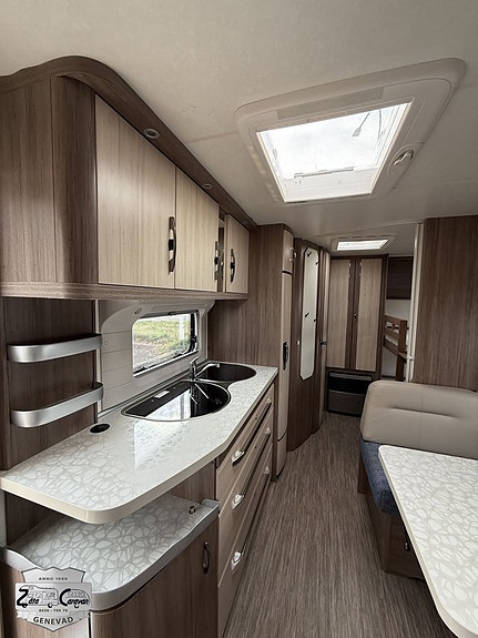 Hobby 545 KMF DE LUXE 6 of 20