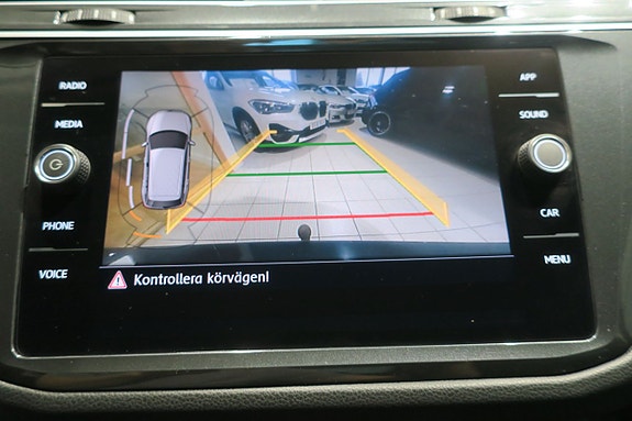 Volkswagen Tiguan 10 of 18