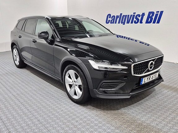Volvo V60 Cross Country 5 of 5
