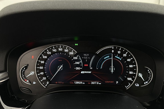 BMW 530e 12 of 27