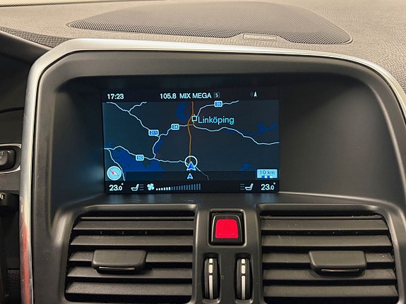 Volvo XC60 22 of 27