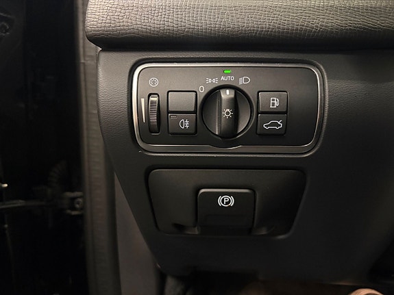 Volvo XC60 25 of 27