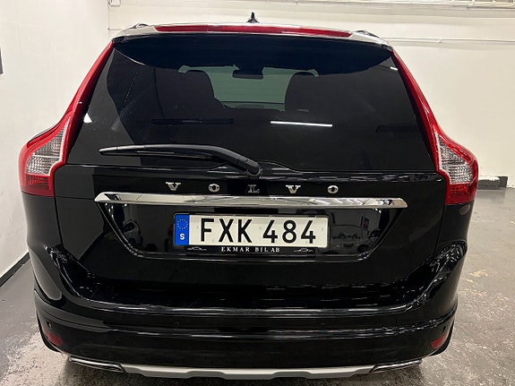 Volvo XC60 5 of 27