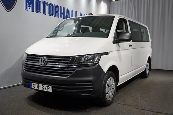 Volkswagen Caravelle 2 of 5