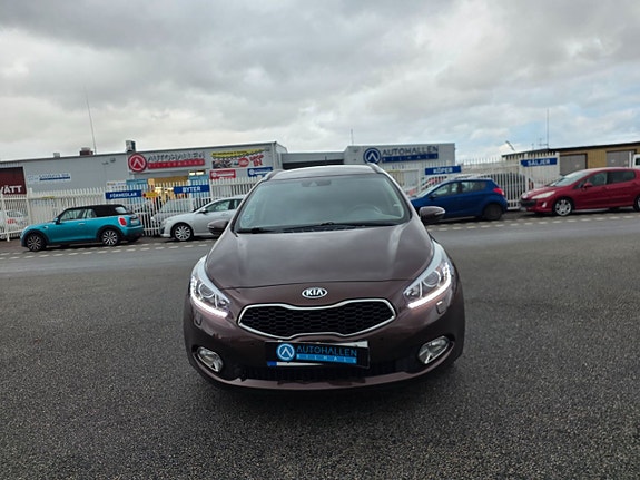 Kia Ceed 2 of 10