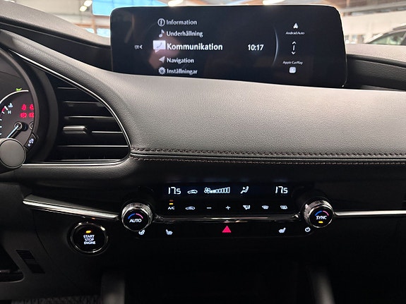 Mazda 3 10 of 15