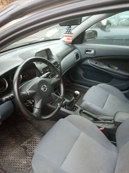 Nissan Almera 6 of 11