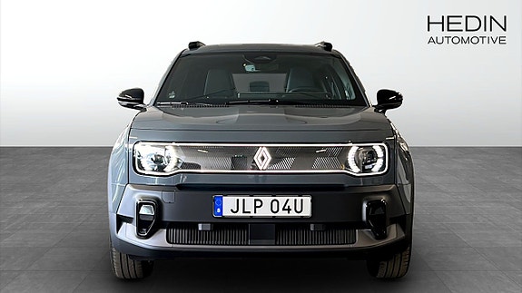 Renault 4 E-Tech 25 of 30