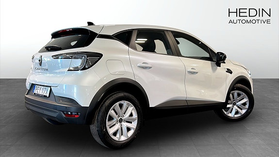 Renault Captur 7 of 30