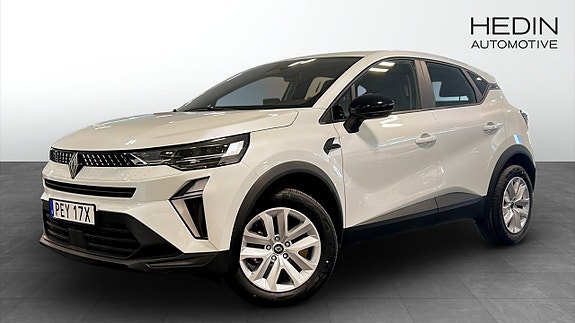 Renault Captur 3 of 30
