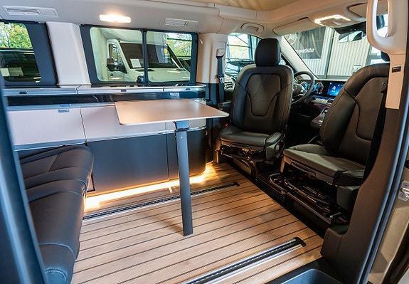 Mercedes-Benz Vito 108 13 of 27