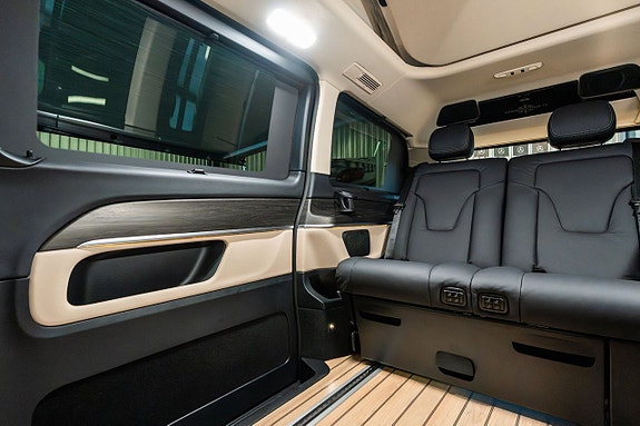 Mercedes-Benz Vito 108 21 of 27