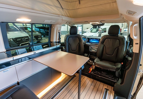 Mercedes-Benz Vito 108 14 of 27