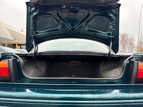 Chrysler Vision 16 of 22