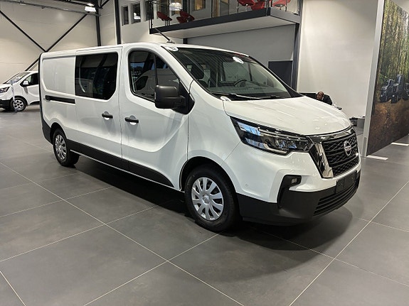 Nissan Primastar 2 of 9