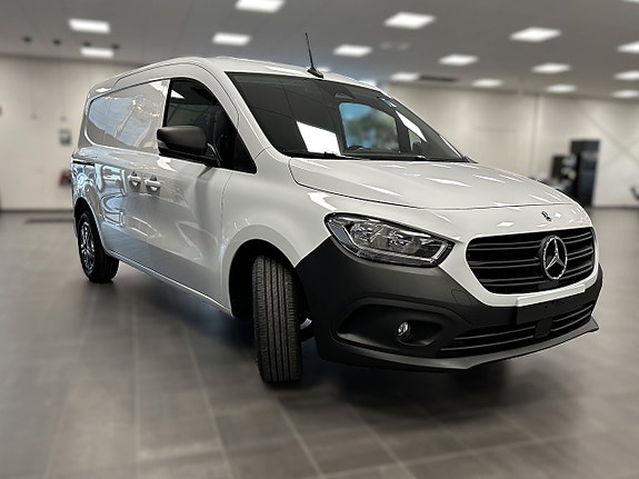 Mercedes-Benz Citan 112 2 of 5