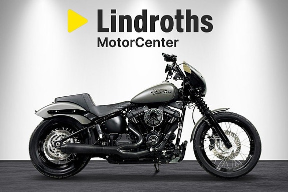 Harley-Davidson Street