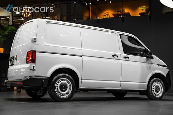 Volkswagen Transporter 4 of 5