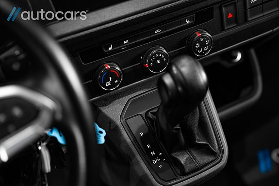 Volkswagen Transporter 25 of 29