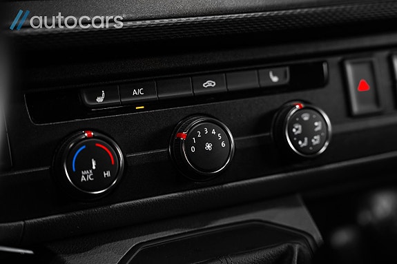 Volkswagen Transporter 26 of 29