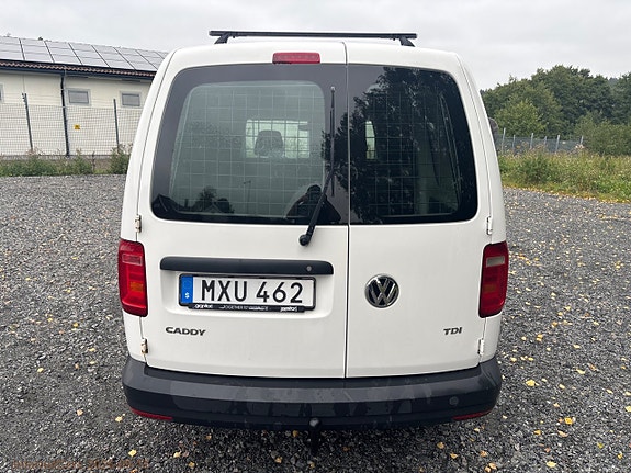 Volkswagen Caddy Maxi 6 of 30