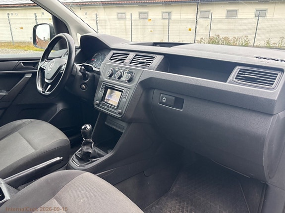 Volkswagen Caddy Maxi 15 of 30