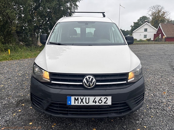 Volkswagen Caddy Maxi 2 of 30
