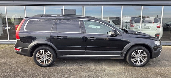 Volvo XC70 5 of 24