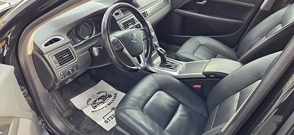 Volvo XC70 9 of 24