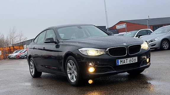 BMW 320 3 of 24