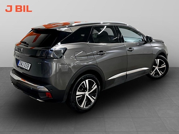 Peugeot 3008 3 of 5