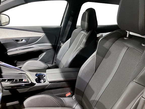 Peugeot 3008 5 of 5