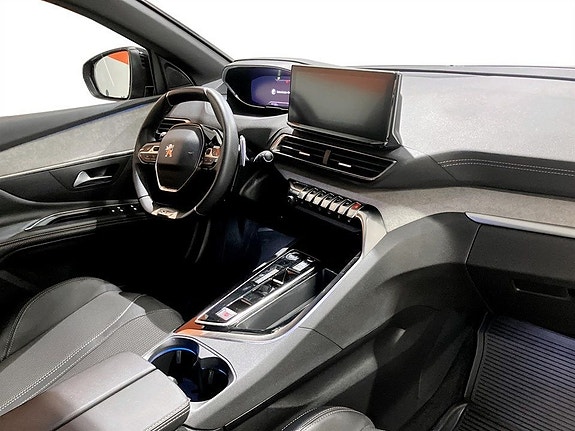 Peugeot 3008 11 of 15