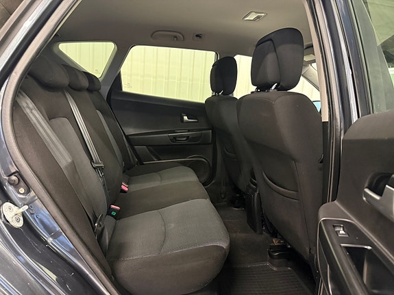 Kia Ceed 10 of 13