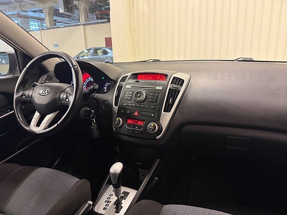 Kia Ceed 7 of 13