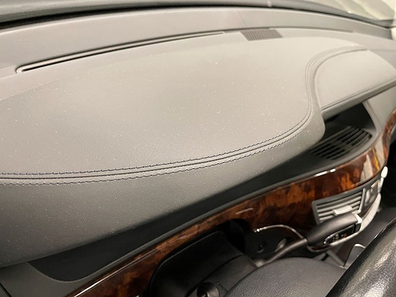 Mercedes-Benz S65 24 of 25