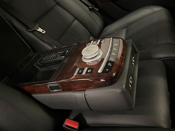 Mercedes-Benz S65 15 of 25