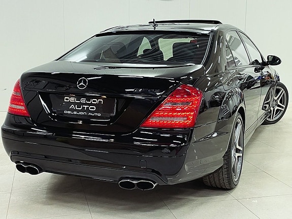 Mercedes-Benz S65 17 of 25