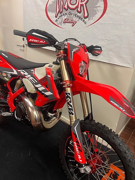 Rieju MR 300 PRO 3 of 8