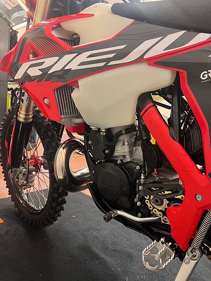 Rieju MR 300 PRO 5 of 8