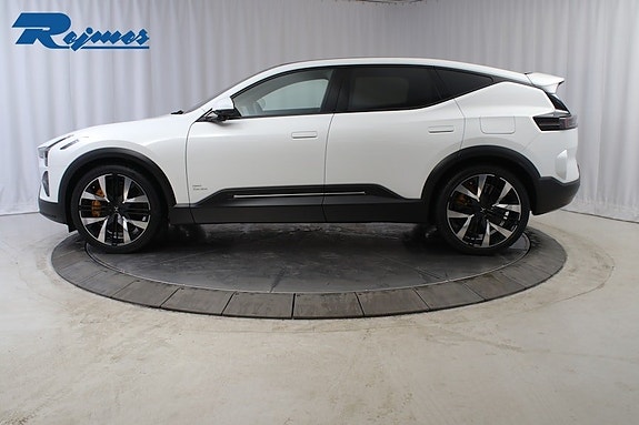 Polestar 3 4 of 5
