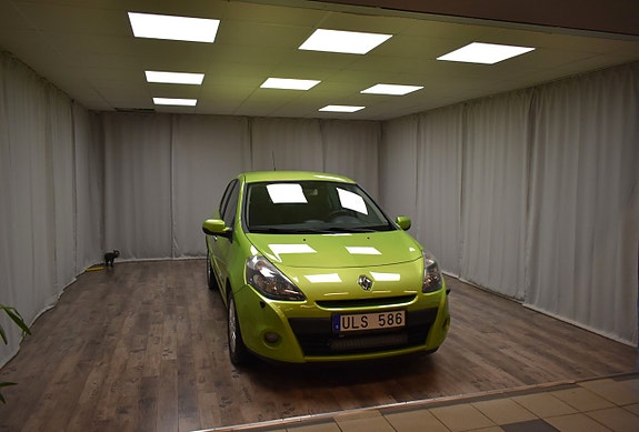 Renault Clio 9 of 19