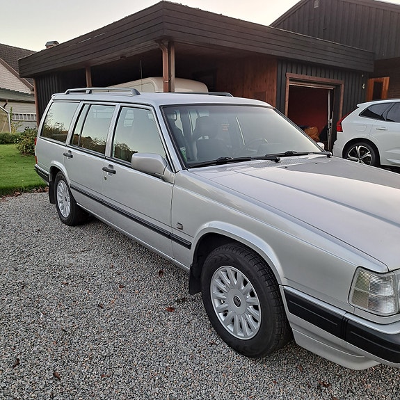Volvo 940 4 of 12