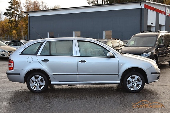 Skoda Fabia 4 of 18